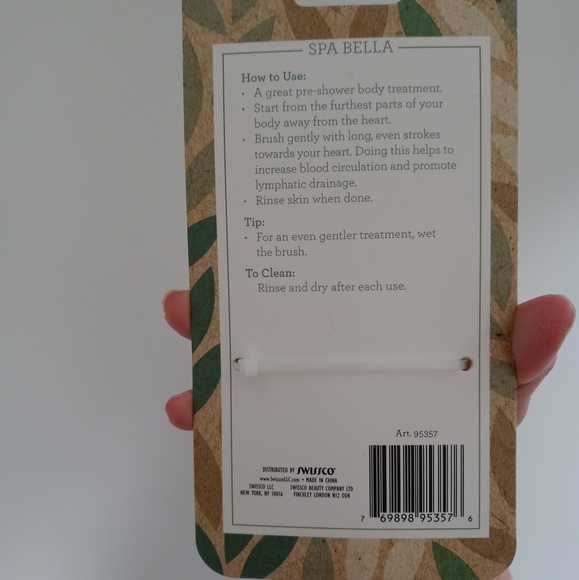 Spa Bella Natural Wooden Dry Brush - Picture 3 of 3